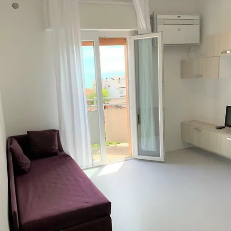 Апарт-отель & Al Mare 3*
